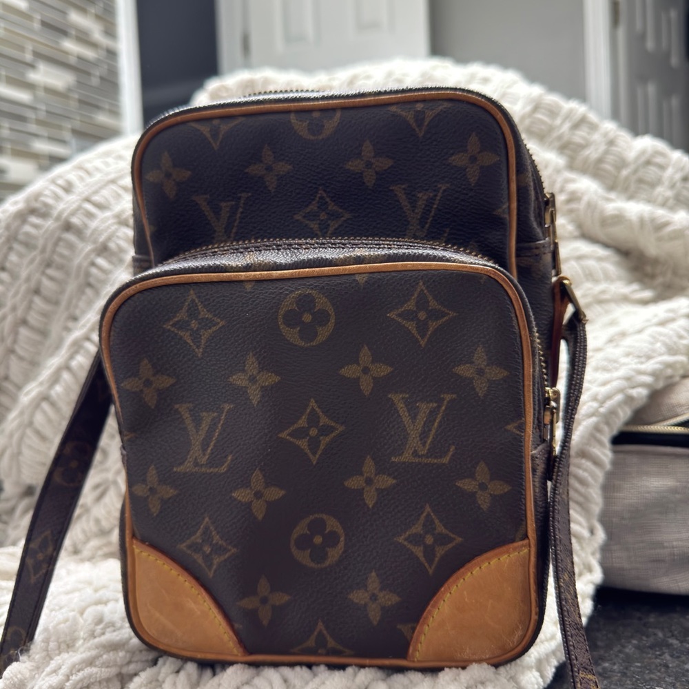 Louis Vuitton Amazon Brown and Gold Monogram Shoulder Bag